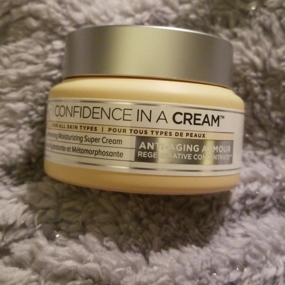 It Cosmetics Confidence in a Cream